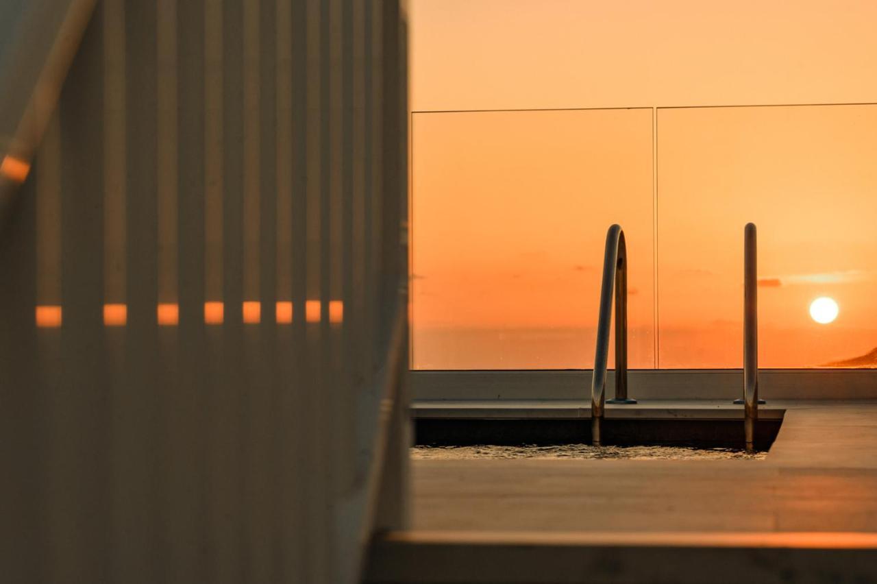 Anici Crt Penthouse 4 - With Private Rooftop Pool ビクトリア エクステリア 写真
