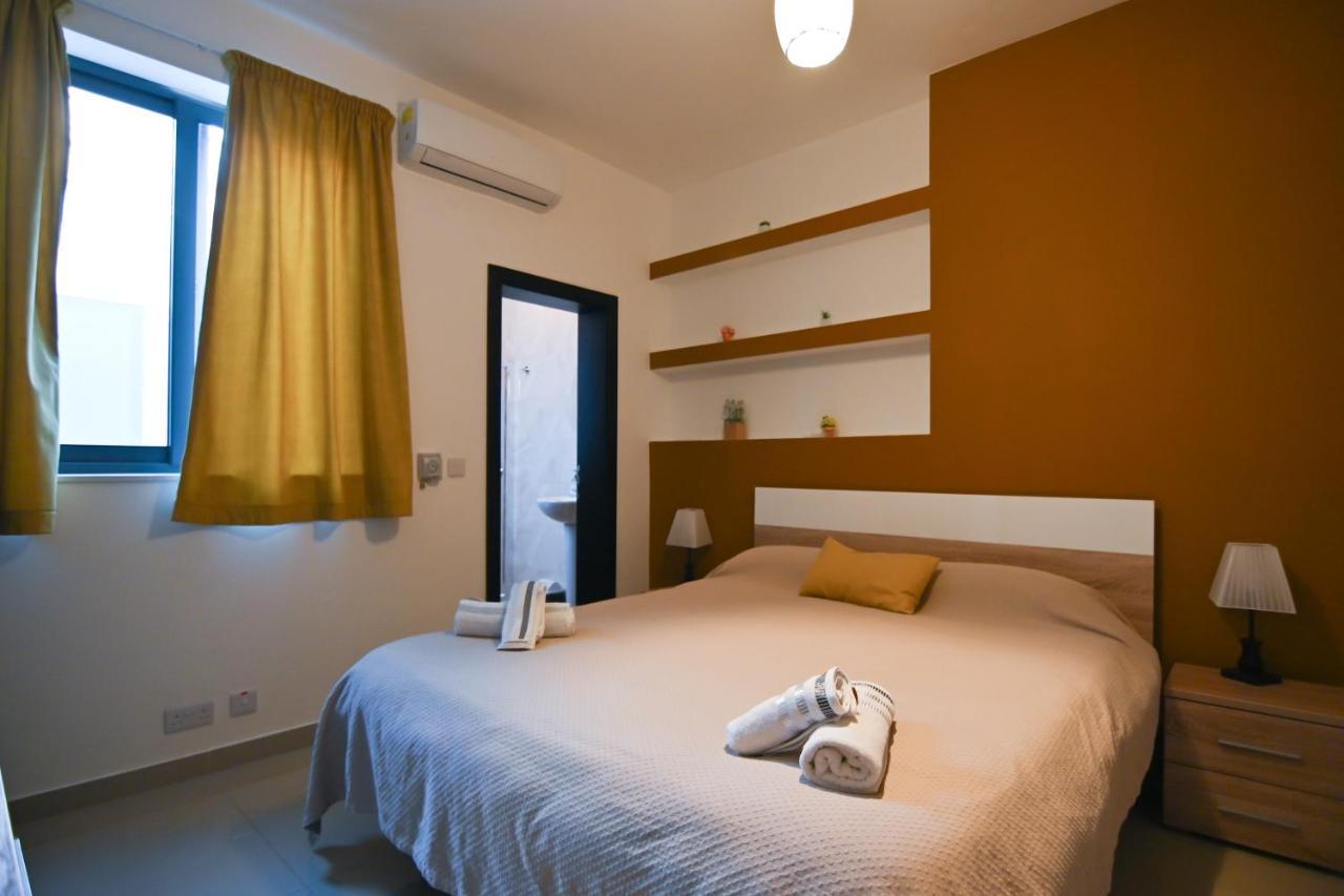 Anici Crt Penthouse 4 - With Private Rooftop Pool ビクトリア エクステリア 写真